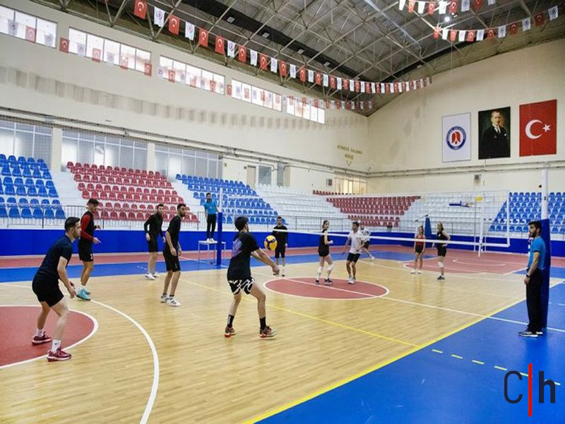 Hakkari Universitesinde Spor Turnuvalari Basladi 800X600