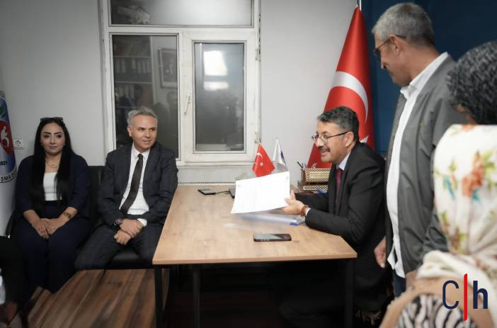 Grfaqisx0Akhhyf