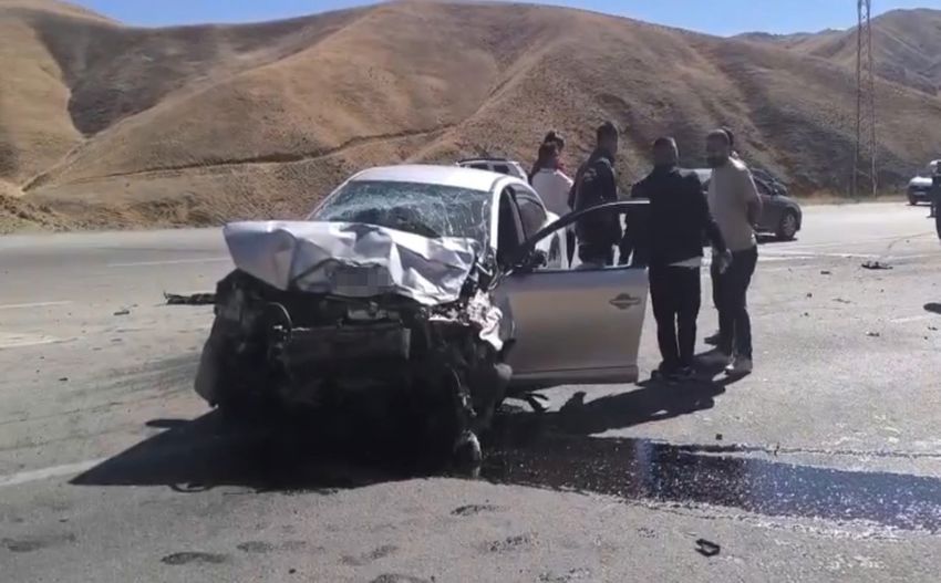 20251006Aw553181 850X527