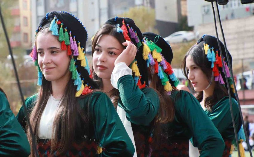 20251029Aw568883 850X527