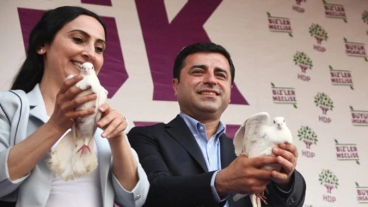Dem Parti Demirtas Yuksekdag Ve Tum Siyasi Tutsaklarin Ozgurlugu Saglansin Jevt