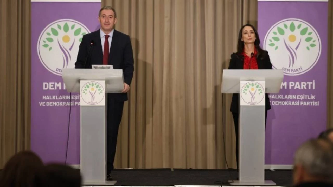 Pkknin Geri Cekilme Karari Es Genel Baskanlardan Aciklama Ikinci Asamaya Gecildi Abik