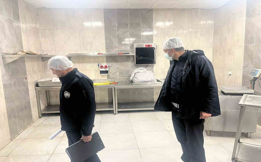 20251111Aw577307 2 850X527