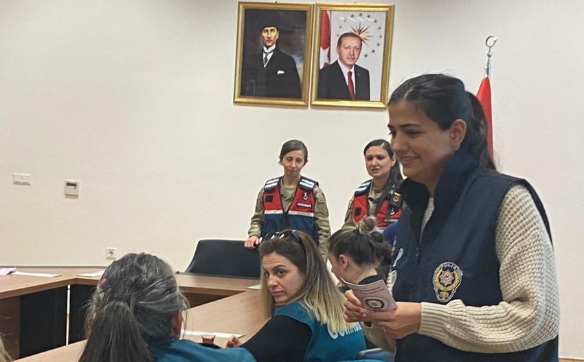 20251112Aw578222 10 850X527