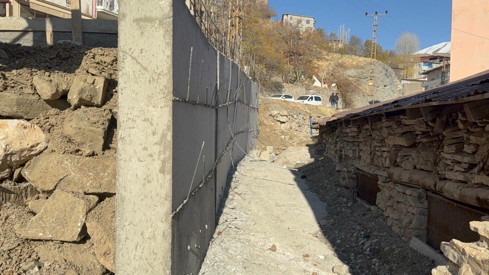 Ad883730 324E 4780 9B19 7D989881Fa63