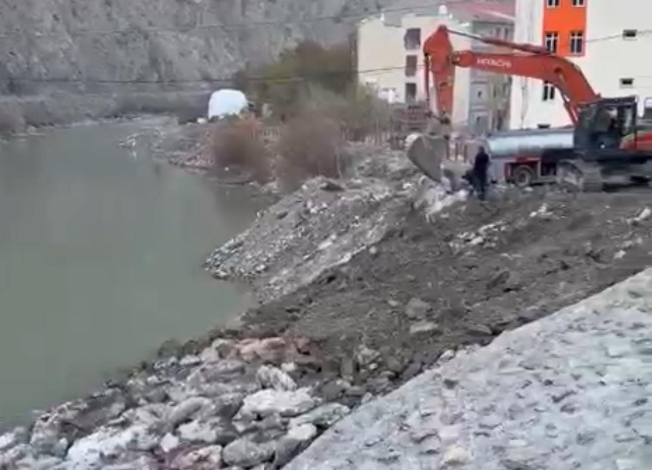 Ecde9Cc4 F955 46C7 A8De 85E1Bca58D18