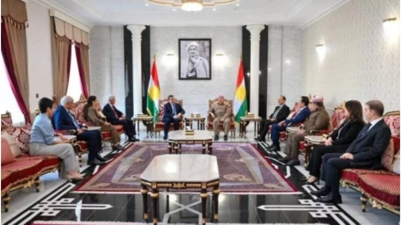 Mazlum Ebdi Ve Ilham Ehmed Mesud Barzani Ile Bir Araya Geldi 0Lxq