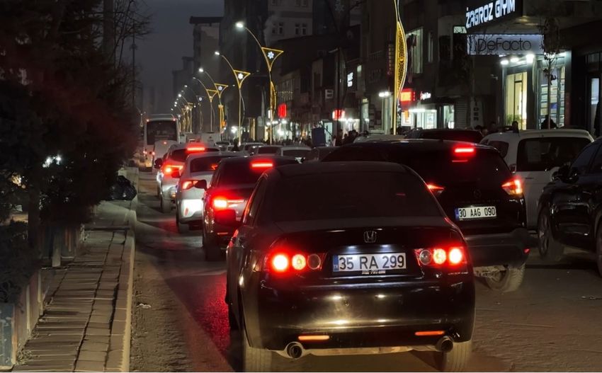 20251206Aw593897 850X527