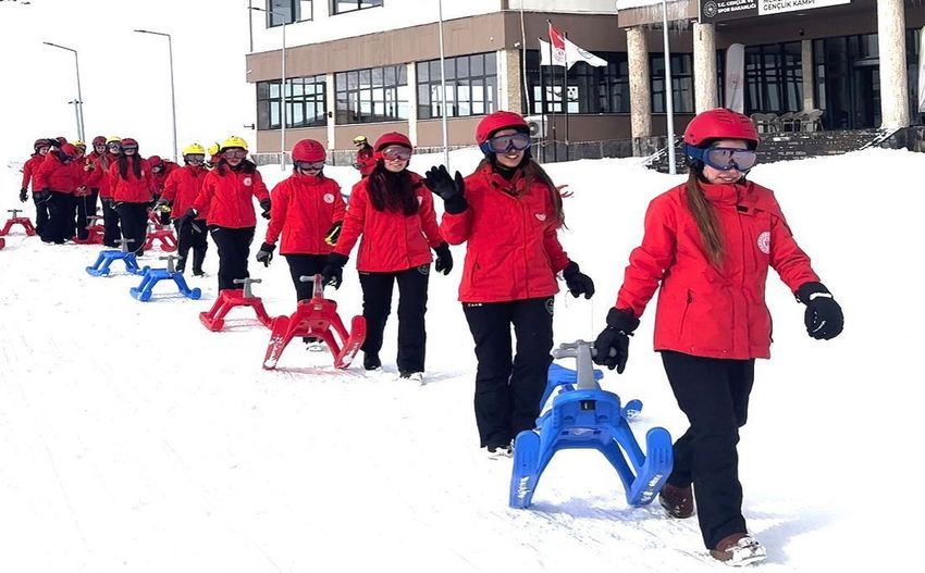 20251213Aw598673 2 850X527