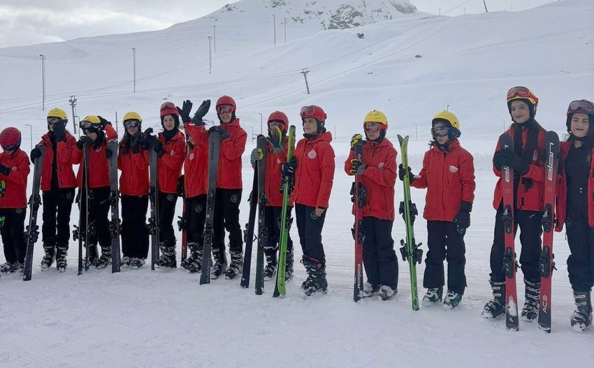 20251213Aw598673 850X527