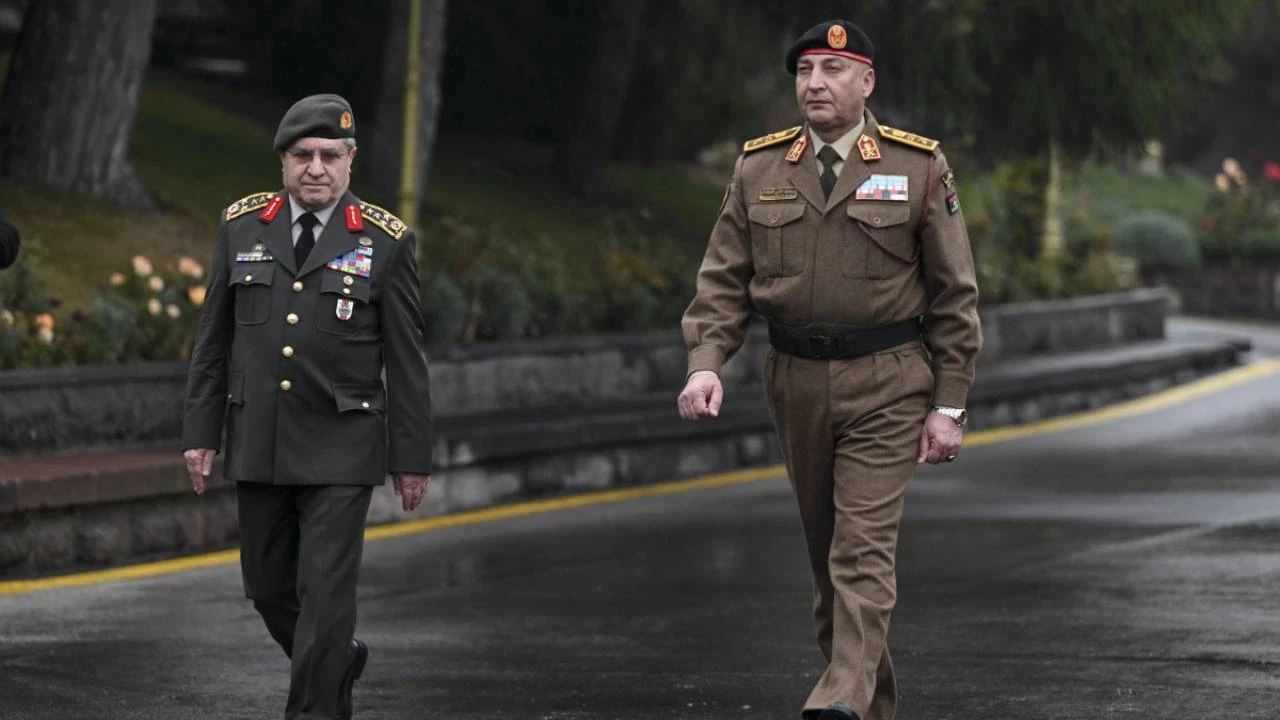 Bakan Yerlikayadan Aciklama Ankarada Ozel Bir Jet Ile Radar Baglantisi Kesildi Uspe