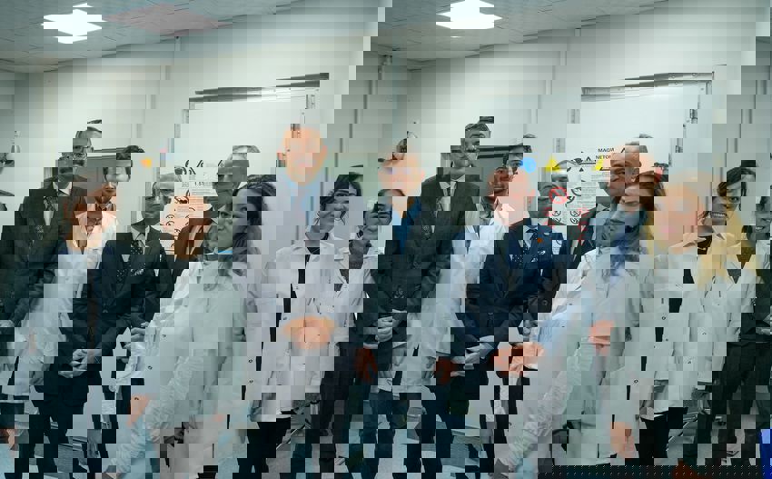 G8 N9 S Yq W U A Y B U8D 850X527