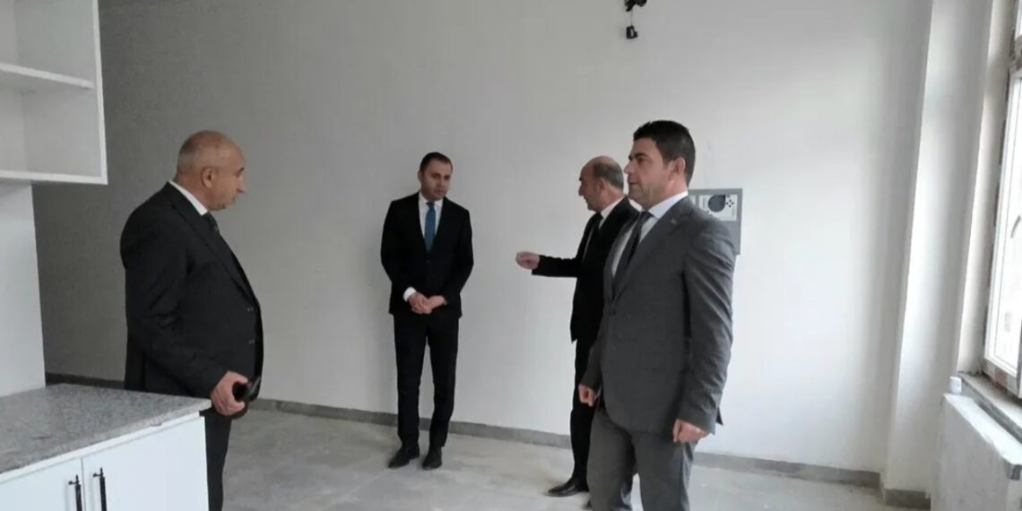 I M G 20251202 230514 1140X570