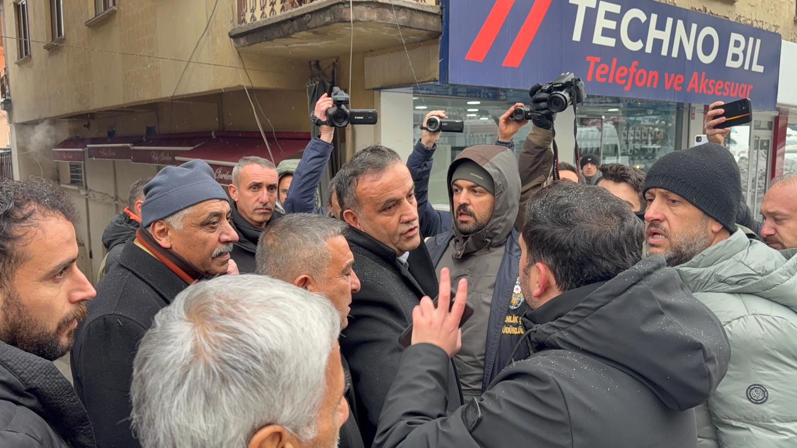 B6A08442 8138 4D5C 978E D79Bc99Afbe4