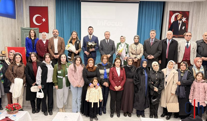 G R Qucj X U A Alxiy 857X503