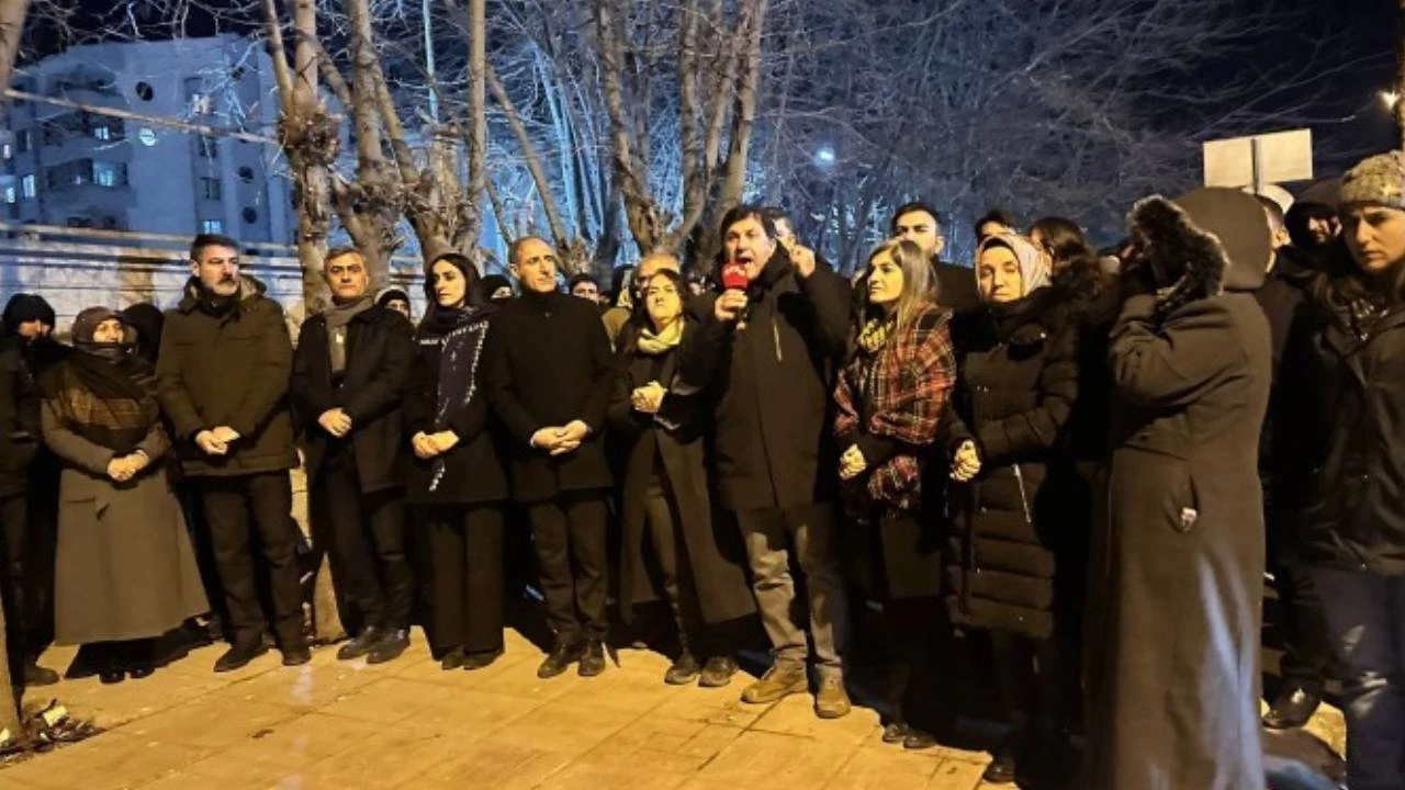 Vanda Gozaltina Alinan 54 Kisi Serbest Birakildi Ledx