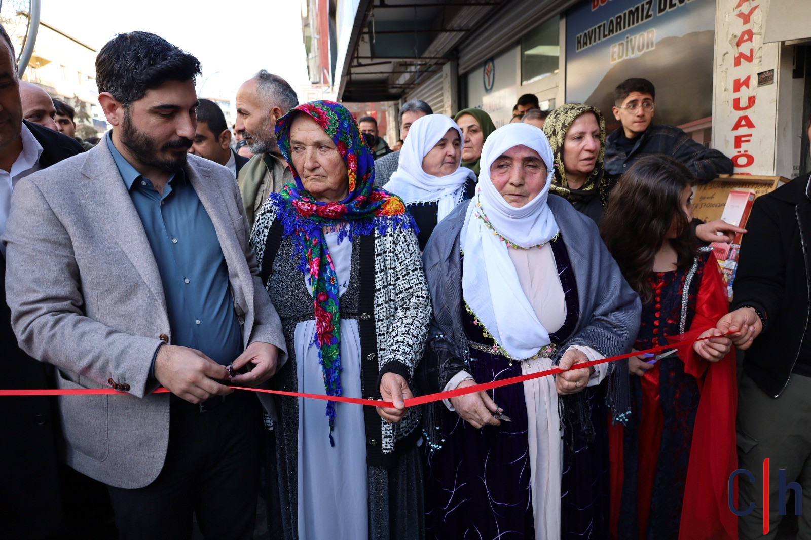 Cad59459 40Dd 4964 A257 B2A888607751