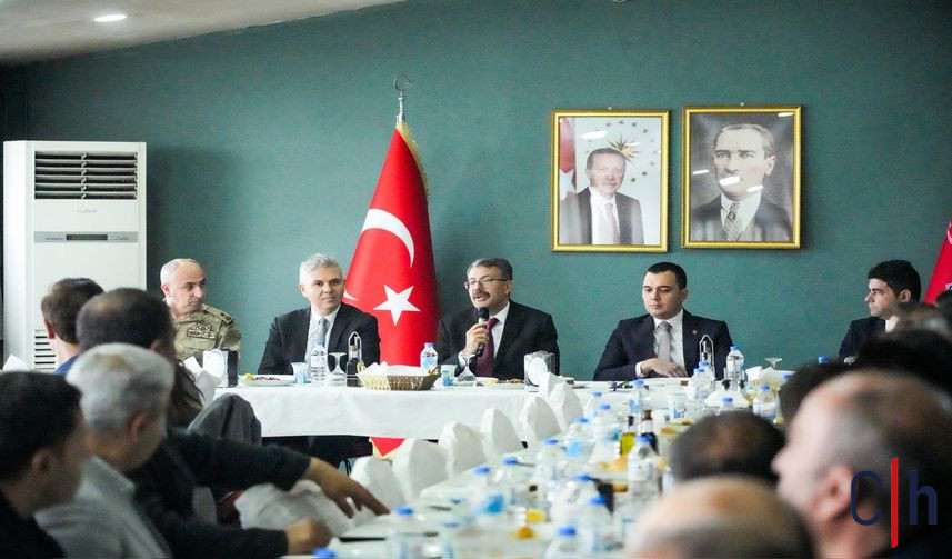 H A P T Xjw W U A Asxpf 857X503