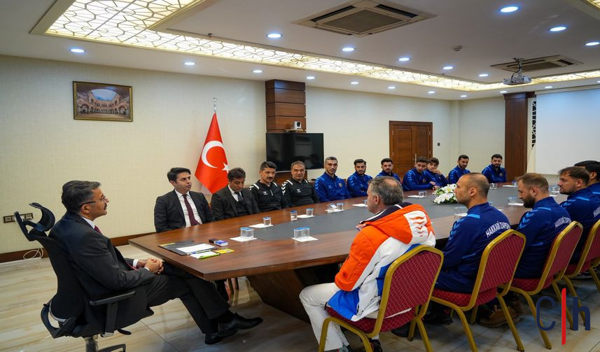 H A Y Iqkac A Md Hf D 857X503