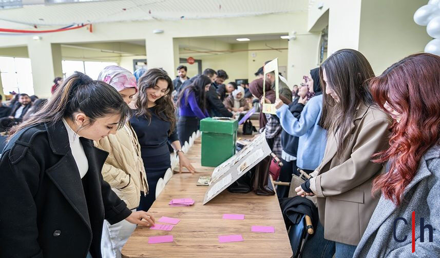 05D79534 2E80 4384 8710 980F14B8A036 857X503