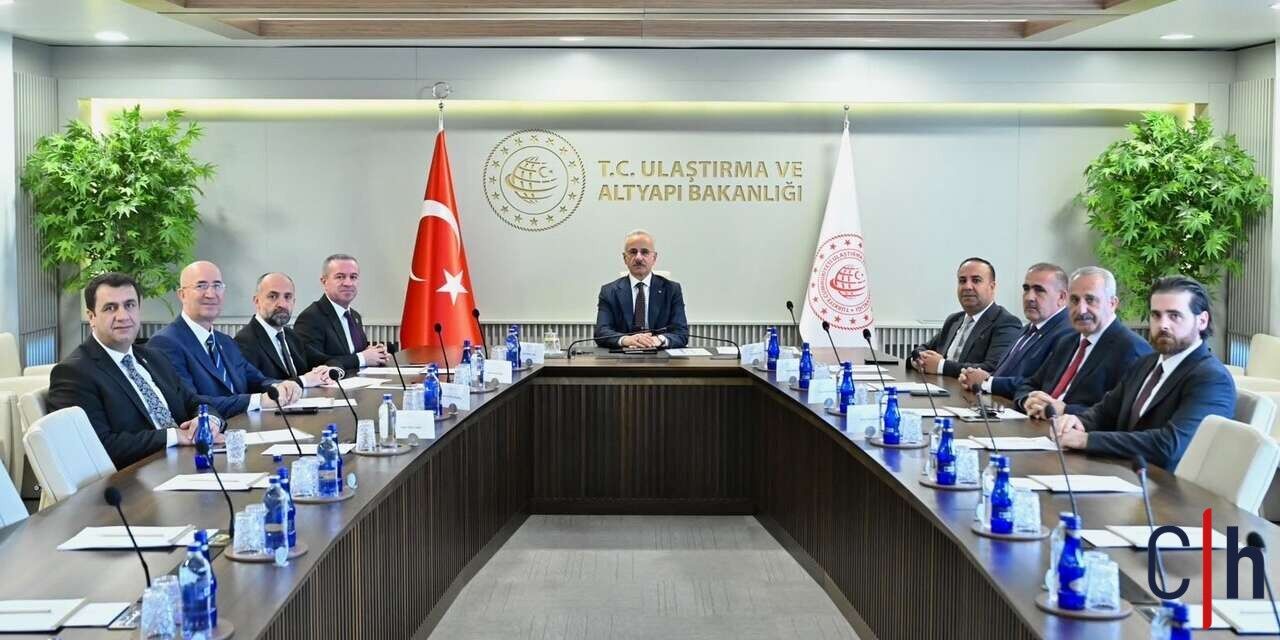 Hakkari heyeti bakan uraloğlu ile görüştü