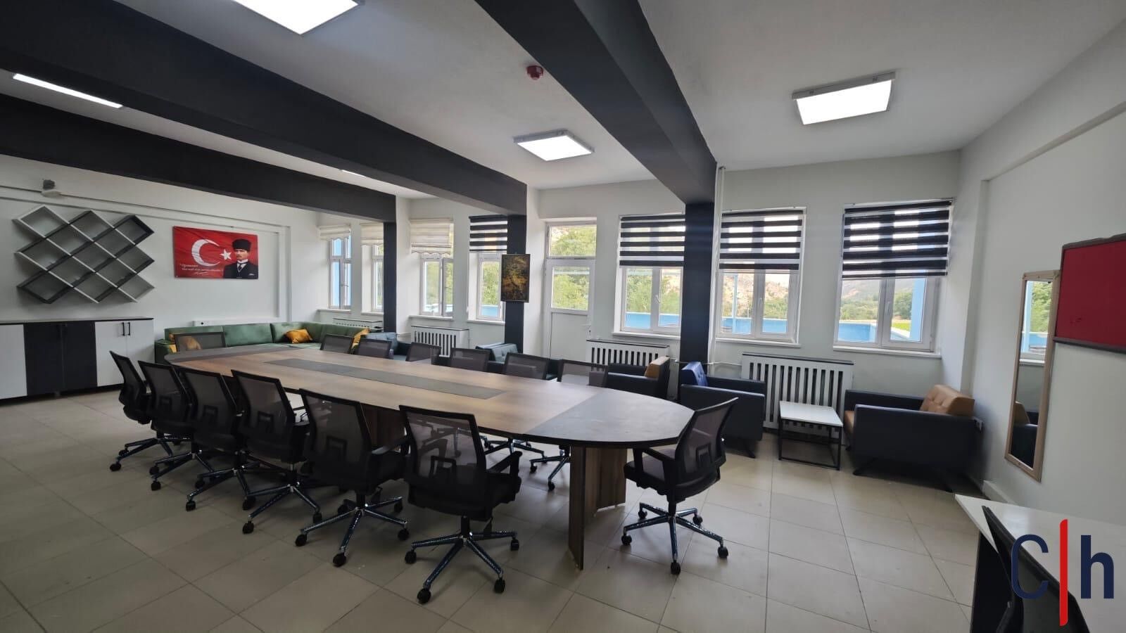 Hakkâri’de Eğitimin Kalbi Öğretmenler Odaları Yenilendi