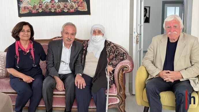 Mızraklı, Sadiye Demirtaş'ı ziyaret etti