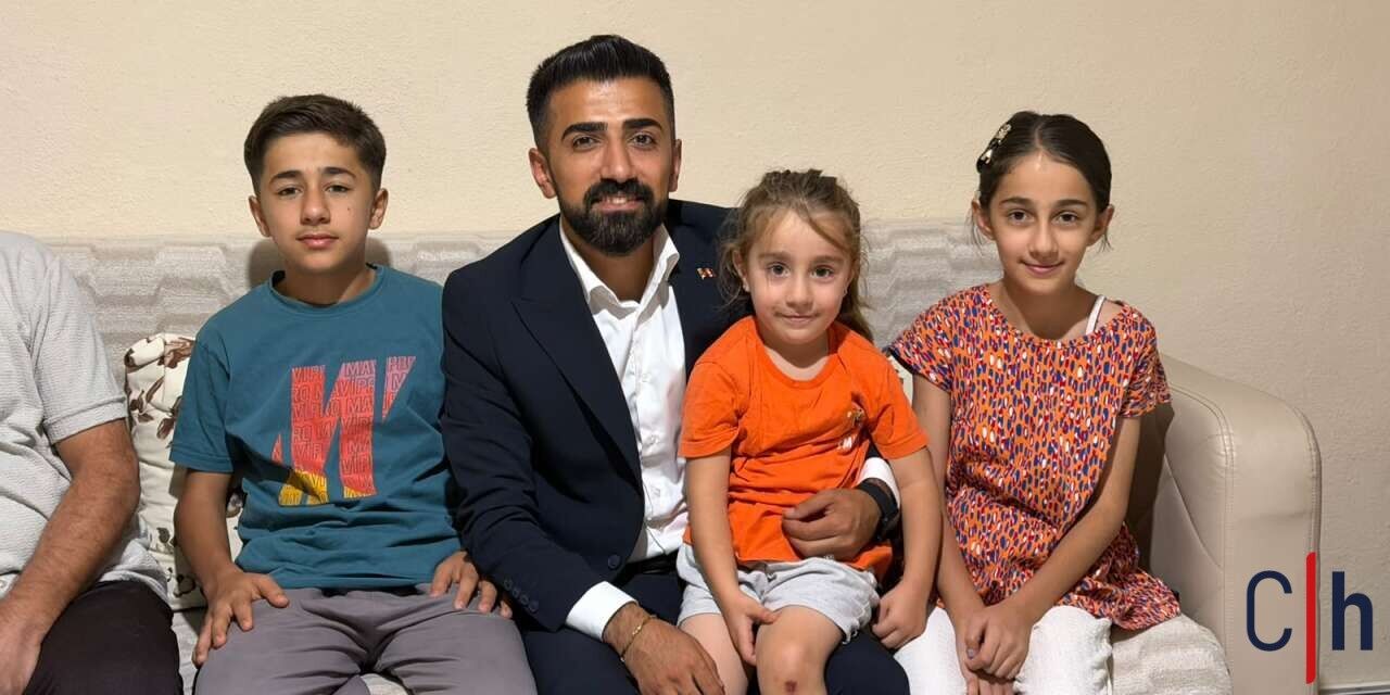 Hakkari’de şehit ve gazi çocuklarına kırtasiye yardımı