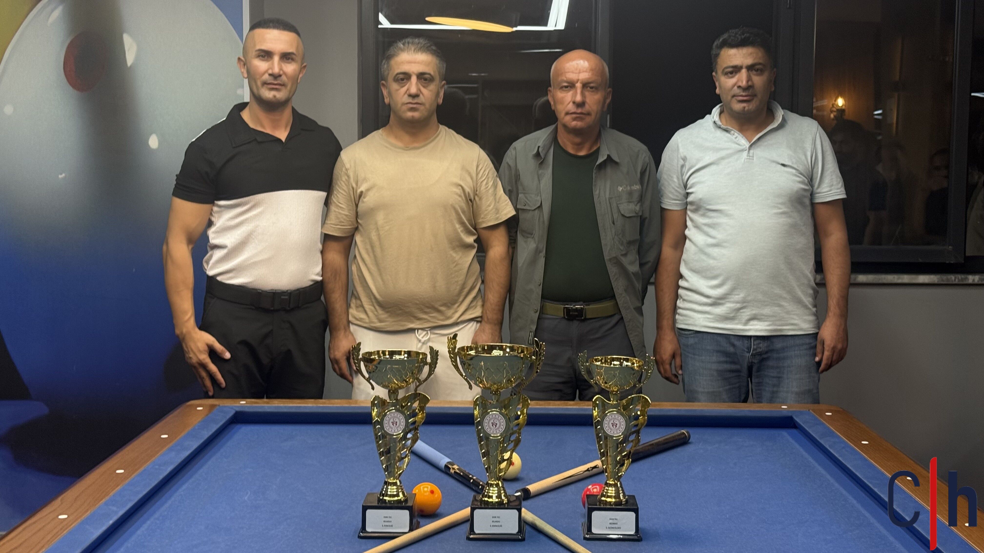 Hakkâri’de bilardo tutkunları şampiyonluk için yarıştı