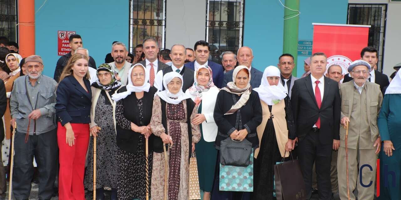 Hakkari'de yaşlarılar haftası çeşitli etkinliklerle kutlandı