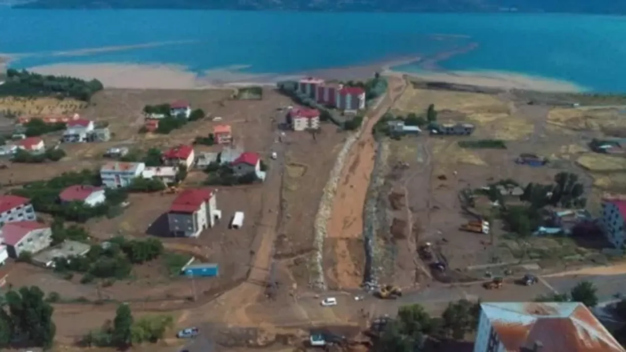 Bitlis'te gözaltına alınan sekiz köylü adliyeye sevk edildi, iki köylüden hâlâ haber alınamıyor