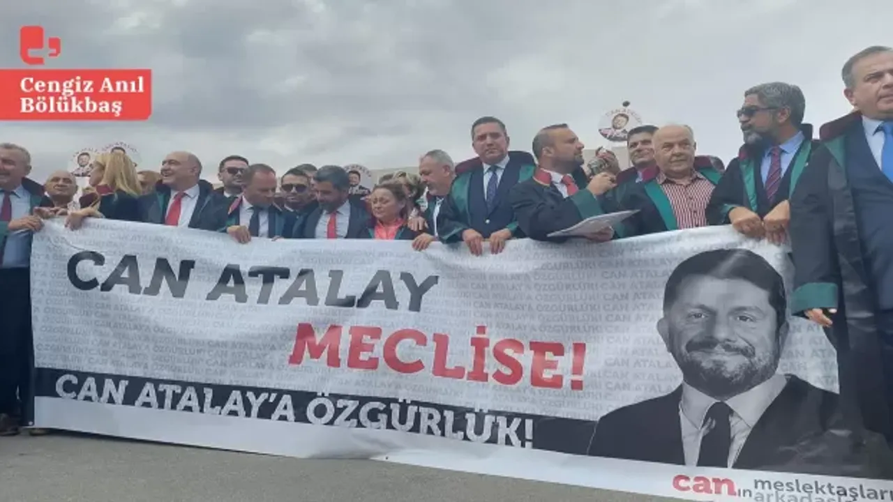 54 barodan AYM önünde Can Atalay eylemi: Atalay'ın olması gereken yer halkın meclisidir
