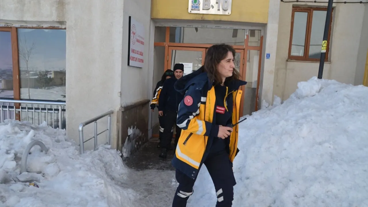 Yüksekova'da Acil sağlık hizmetleri istasyonu kuruldu