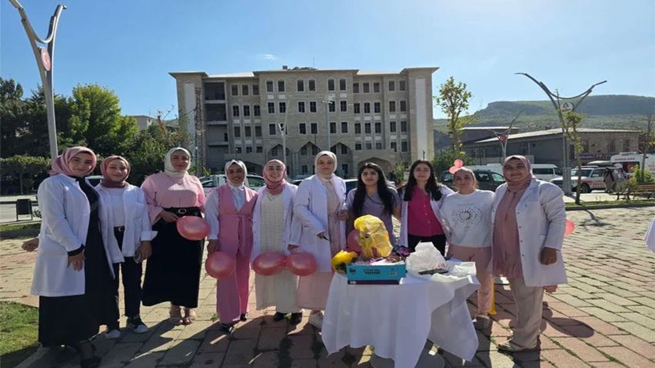 Çukurca Kadınları Bilinçleniyor: ADEM’den Meme Kanseri Eğitimi