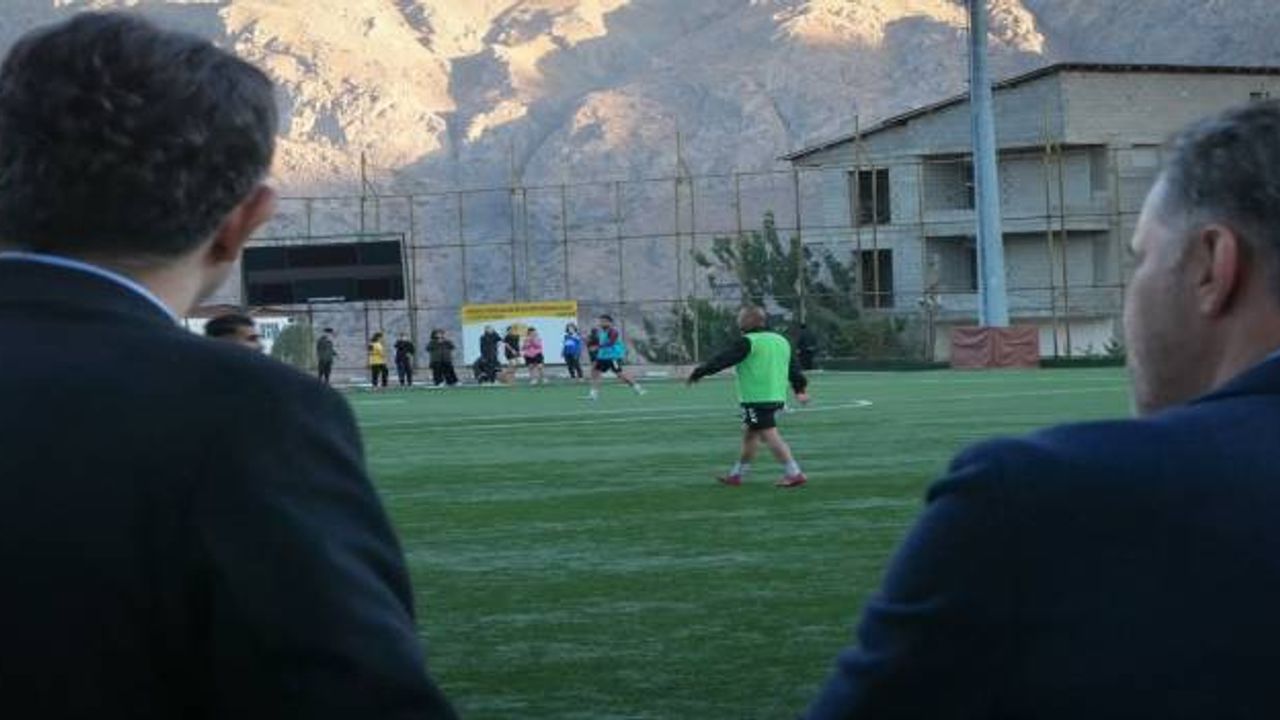 Zapspor’a Vali Desteği: “Takımımıza Yürekten İnanıyoruz”