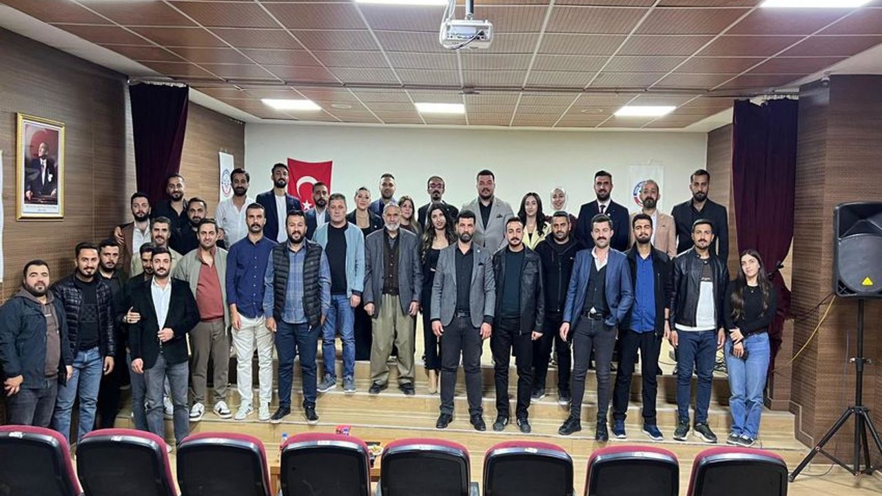 Hakkari’de Genç Sağlık Sendikası Şubesi Açıldı