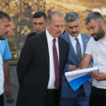 Hakkari’de Mahalle Yollarına 12 Bin Tonun Üzerinde Asfalt