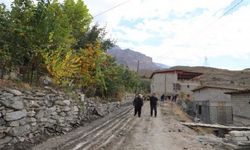 Hakkari Belediyesi altyapı onarım çalışmaları hızla devam ediyor