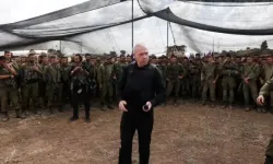 Kara hareketi yaklaşıyor: İsrail Savunma Bakanı'ndan piyadelere "Yakında emir gelecek" açıklaması