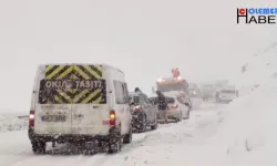 Yüksekova-Şemdinli yolu geçici olarak ulaşıma kapatıldı