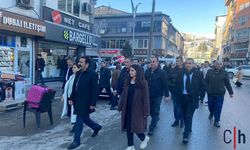 Hakkari DEM Parti adaylarından esnaf ziyareti