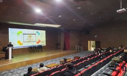 AFAD, Hakkari Üniversitesi Öğrencilerine Afet Farkındalık Eğitimi Verdi