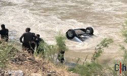 Hakkari’de otomobil Zap Suyu’na uçtu: polis ve öğretmen eşi yaralı