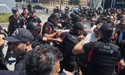 Hakkari'de karar sonrası protestolar başladı