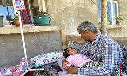 Hakkarili Yakup Karaman yetkililerden kızının tedavisi için yardım bekliyor