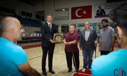 Vali Çelik'ten Engelli Sporculara Destek