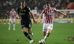 Süper Lig 7. Haftasında Fenerbahçe, Antalyaspor ile Karşılaşıyor