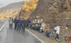 Hakkari-Çukurca Karayolunda Kaza: 4 Yaralı