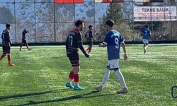 Şemdinli Belediyespor, Hakkari Gençlerbirliği'ni 11-0 Mağlup Etti