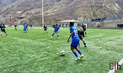 Yüksekova Spor Kadın Futbol Takımı, Sakarya Spor’u 6-1 Mağlup Ederek Farklı Galip Geldi